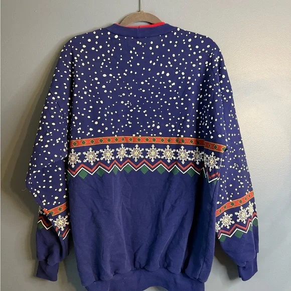 Vintage winter snowy cardinal sweatshirt - Picture 2 of 4